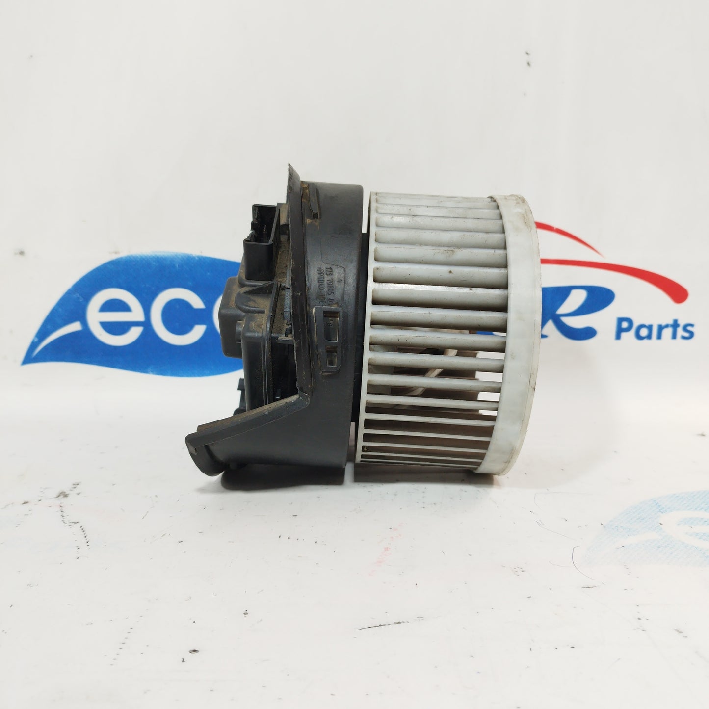 Interior heater fan Peugeot 407 2005 6 pin code: 7737080901 ecoAC4796