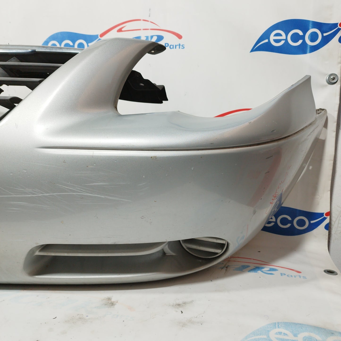 Paraurti anteriore grigio argento Chrysler Voyager 2004 ecoAC4809