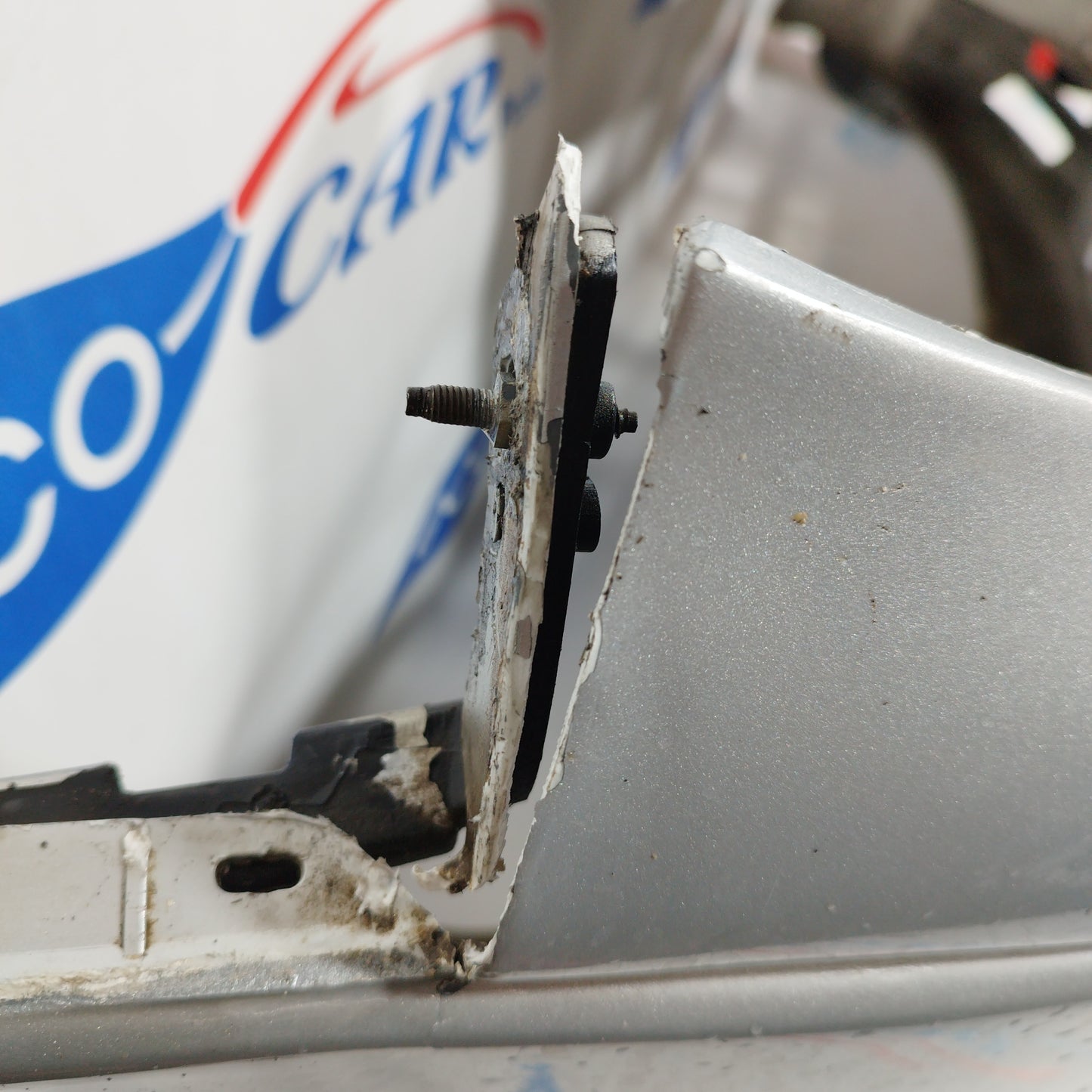 Paraurti anteriore grigio argento Chrysler Voyager 2004 ecoAC4809