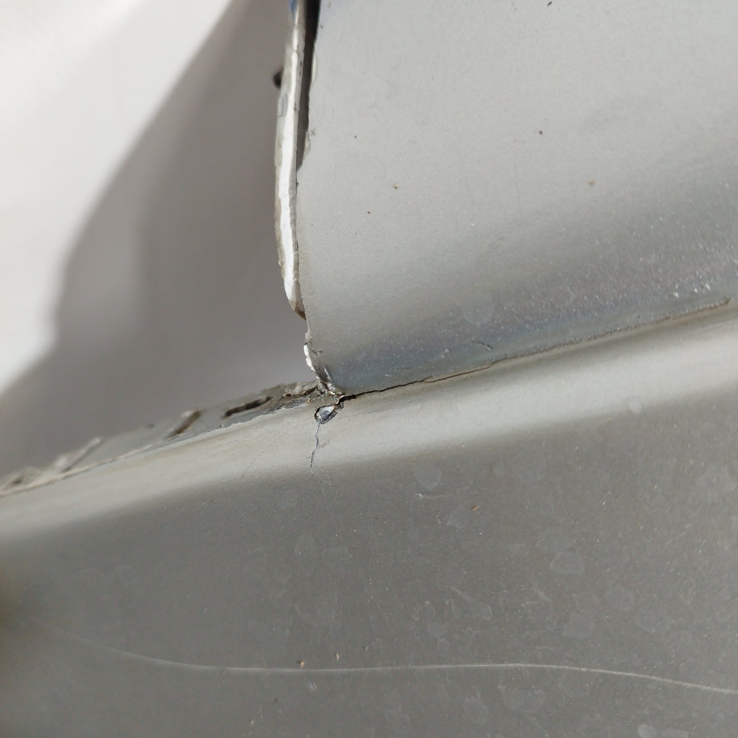 Paraurti anteriore grigio argento Chrysler Voyager 2004 ecoAC4809