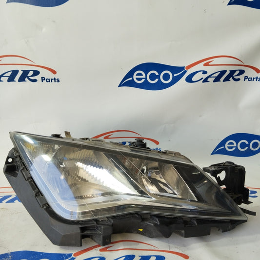 Fanale anteriore dx Seat Leon 2016 ecoAG2618