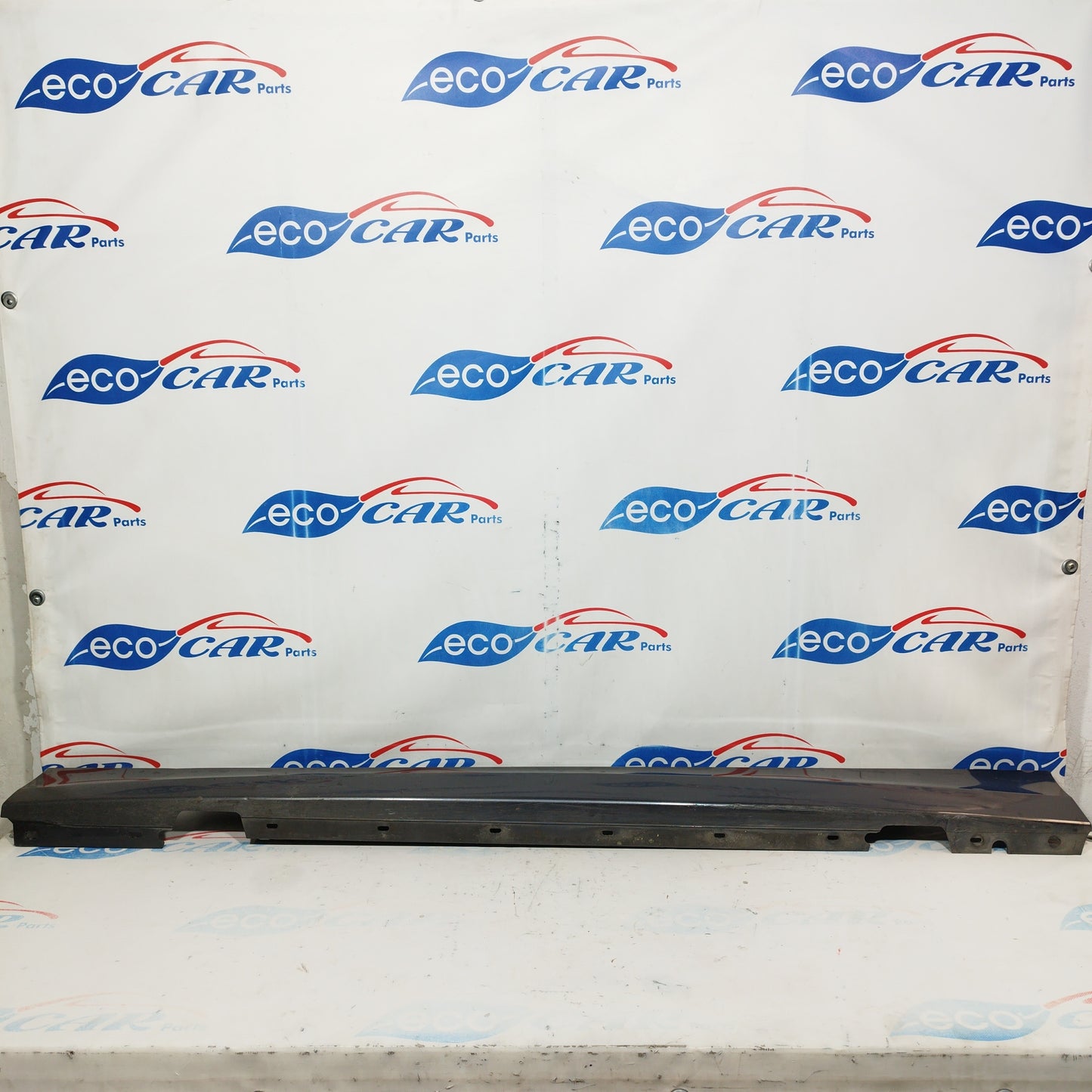 Minigonna sx grigio scuro Bmw Serie 1 2007 codice: 5177-7184353 ecoAC4842