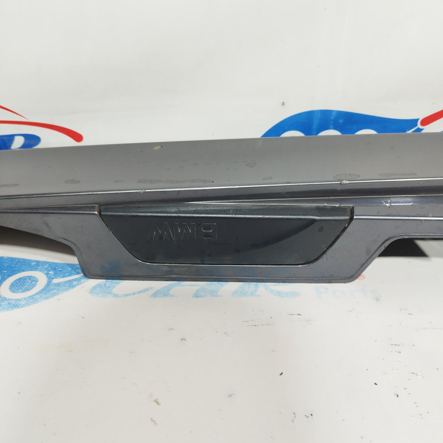 Minigonna sx grigio scuro Bmw Serie 1 2007 codice: 5177-7184353 ecoAC4842