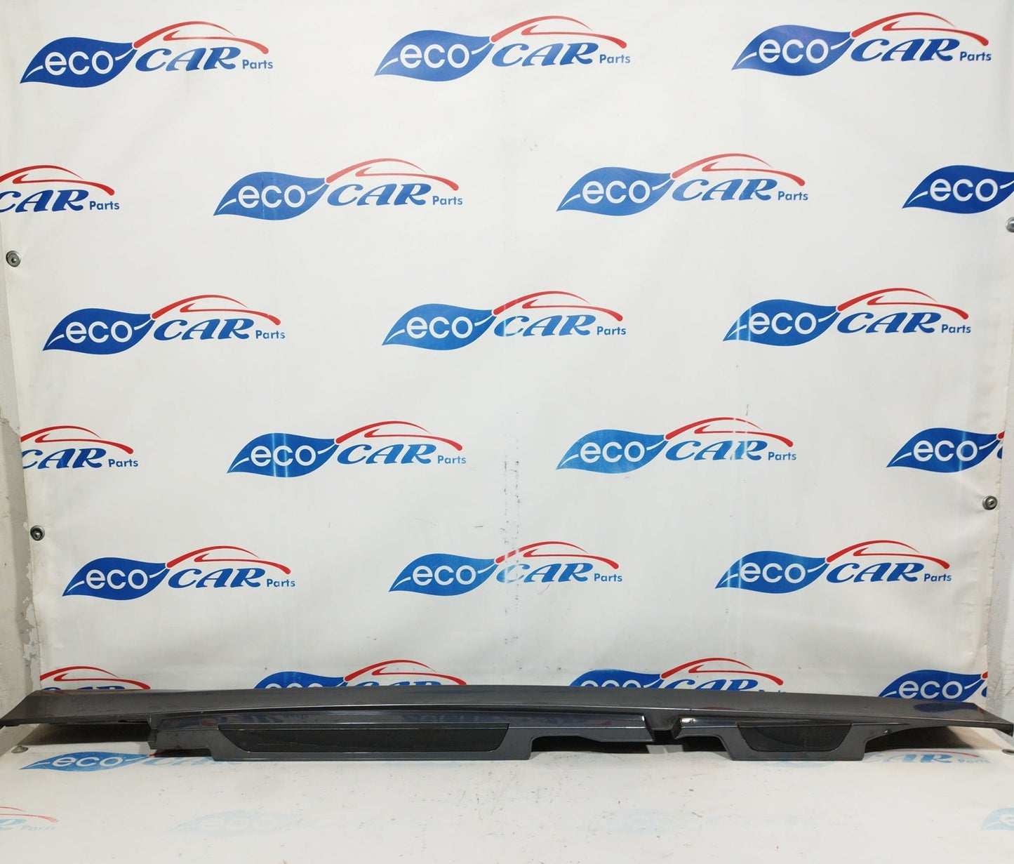 Dark gray right side skirt BMW series 1 2007 code: 5177-7184354 ecoAC4843