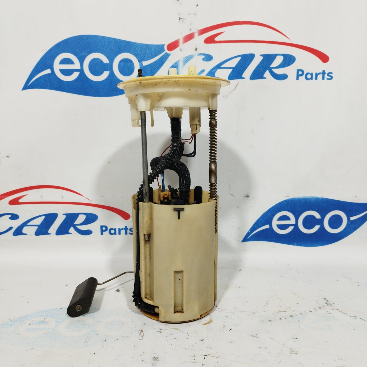 Fiat Doblo 1.3 / 1.6 MTJ 2010 4-polige Schwimmerpumpe Bosch-Code: 0580203040 ecoAC4852