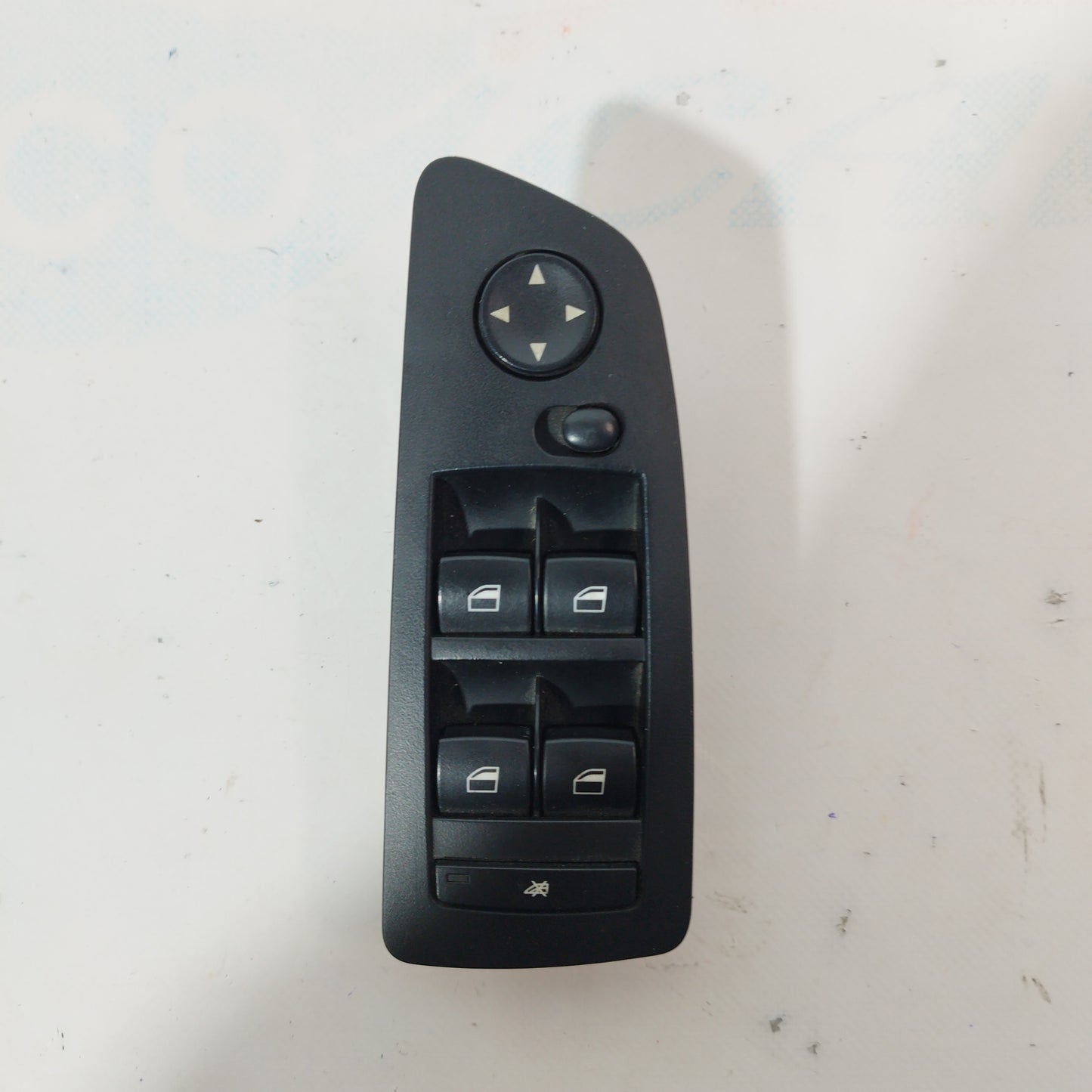 Pulsantiera anteriore sx 4 tasti Bmw Serie 1 e87 2007 codice: 9155491-01 ecoAC4895