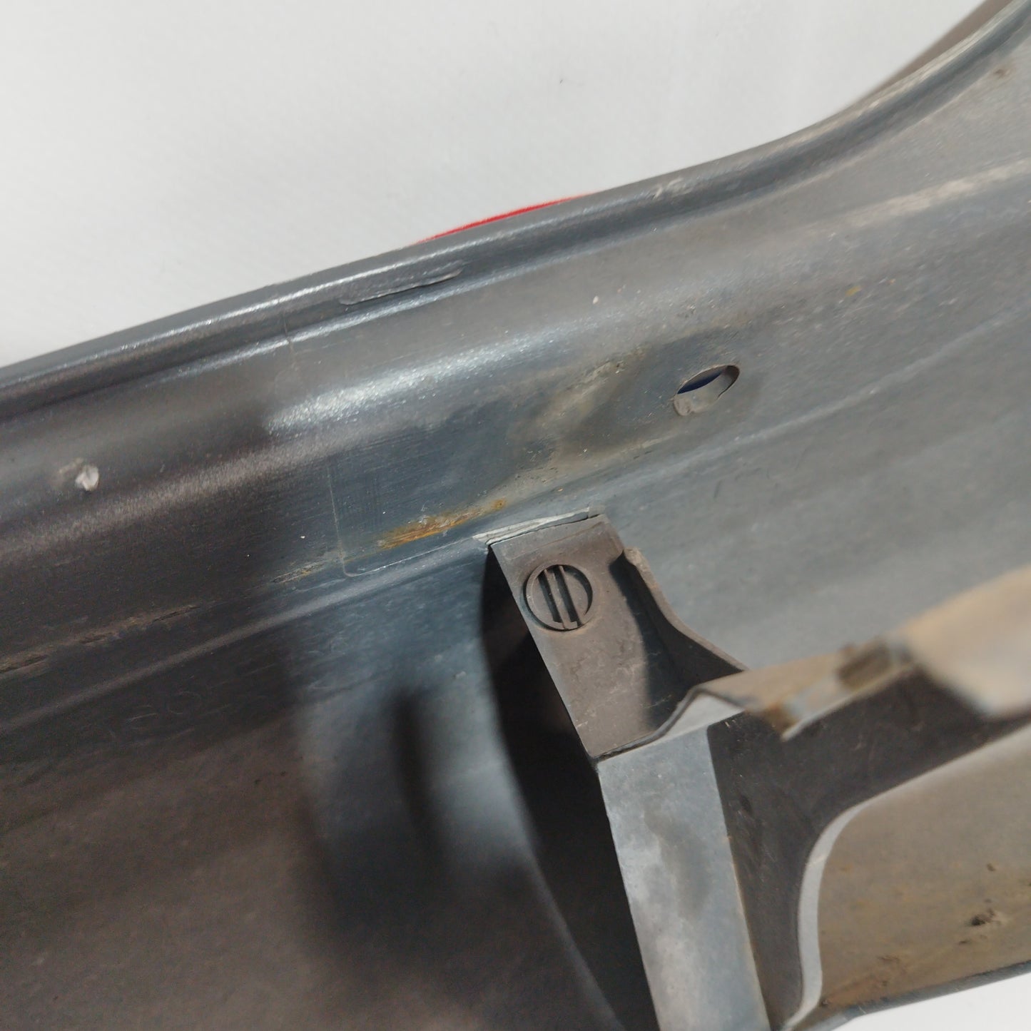 Dark gray central rear bumper Toyota Yaris Verso 2005 code: 52159-52050 ecoAC4899