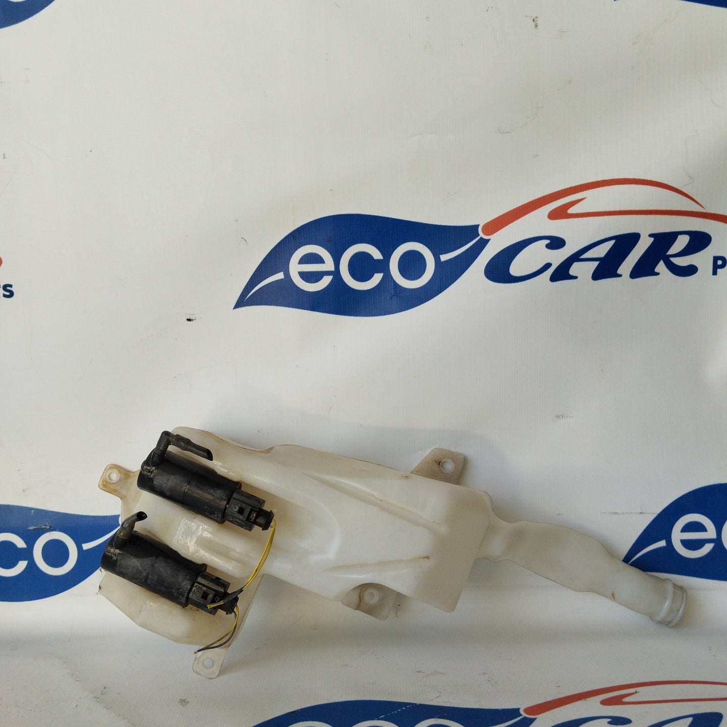 Fiat 16 windshield washer water reservoir code: 3840079j ecoAG2658