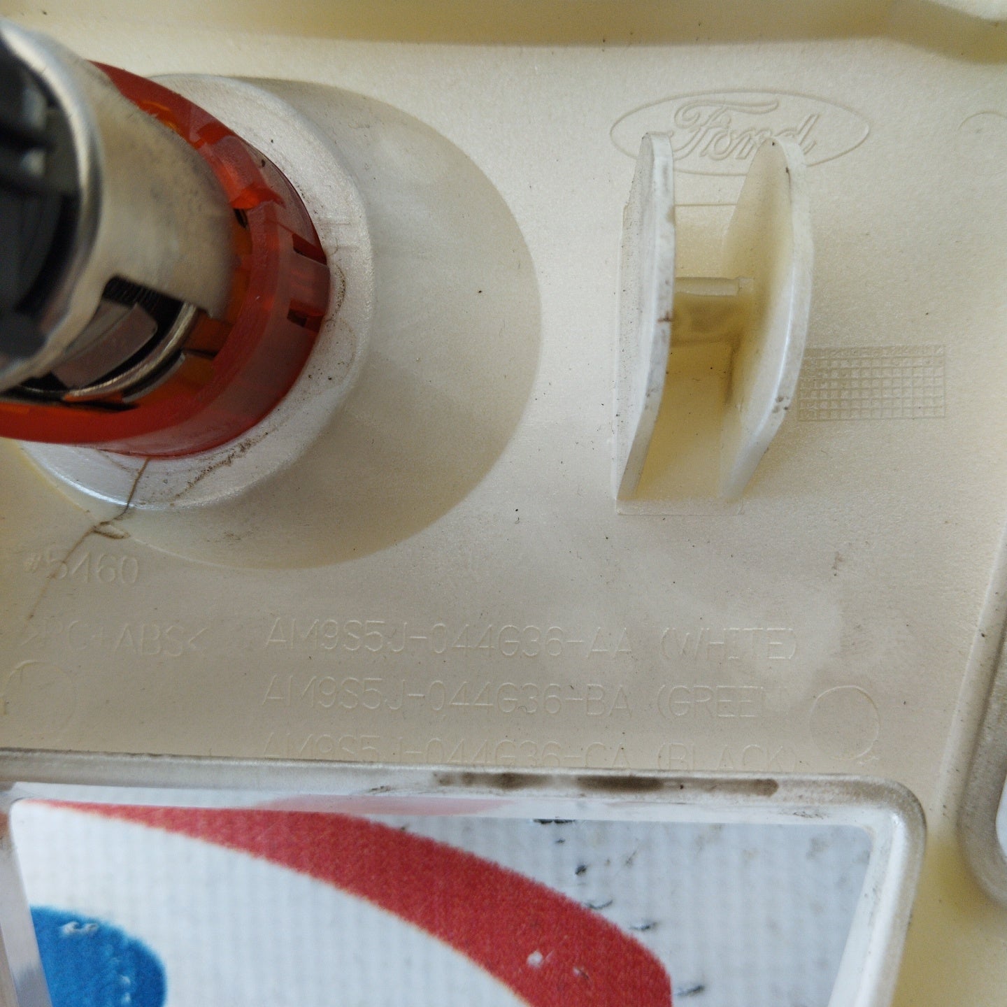 Center console cover Ford Ka 2013 code: am9s5j-044g36-aa ecoAG2660