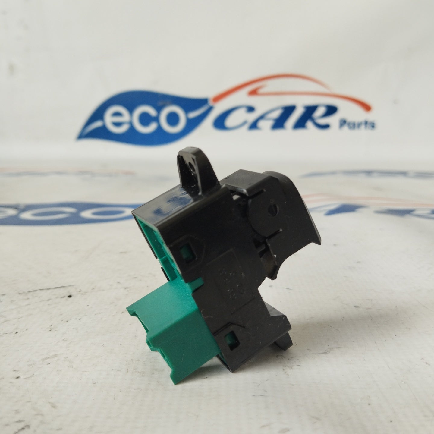 Hyundai i10 2017 vordere rechte Tastenfeld-Code: 299122842 ecoAG2690