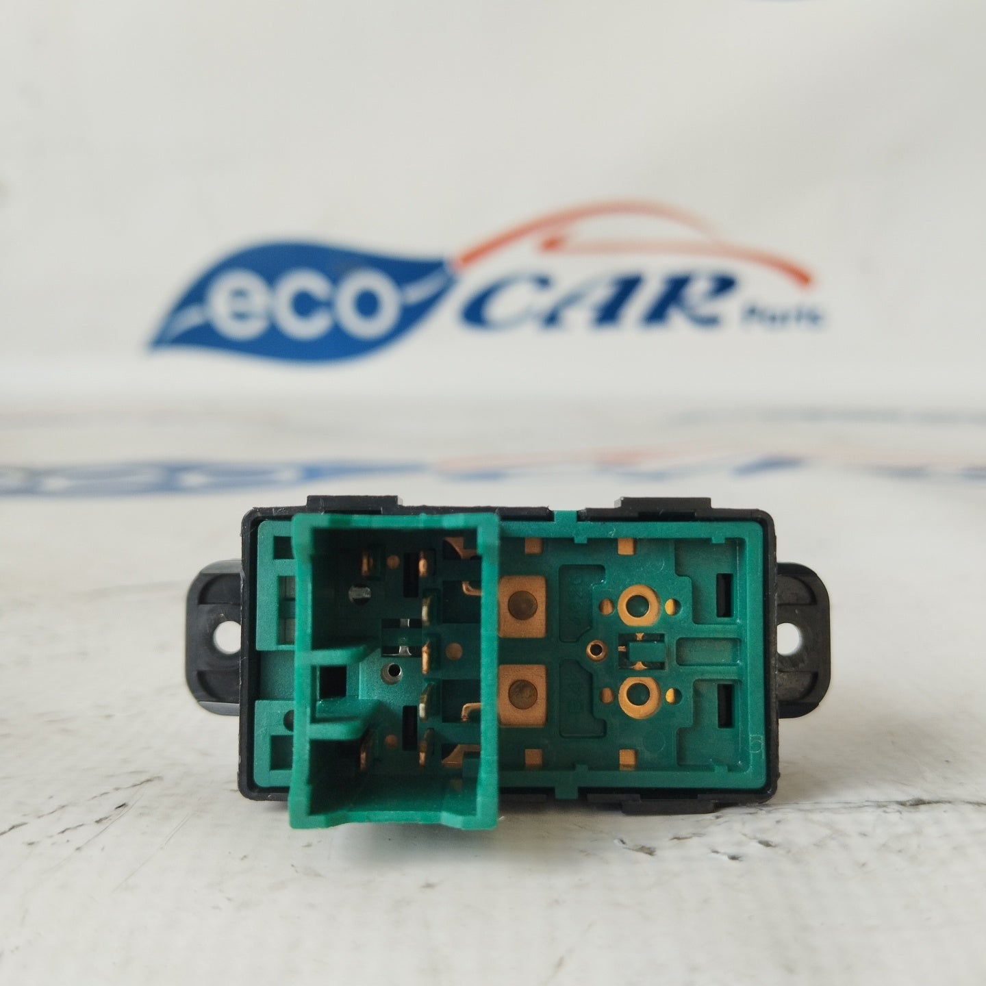 Hyundai i10 2017 vordere rechte Tastenfeld-Code: 299122842 ecoAG2690