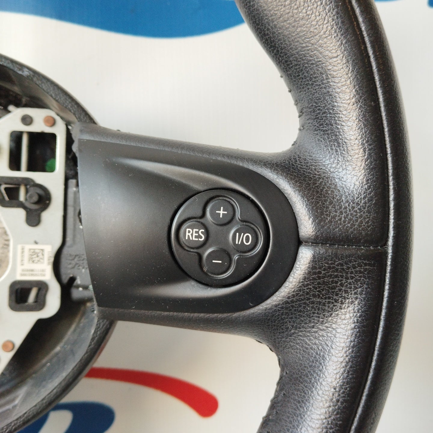 Steering wheel with controls Mini Cooper R56 code: 6782595 ecoAG2693