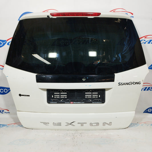 White tailgate Ssangyong Rexton 2013 ecoAC4966