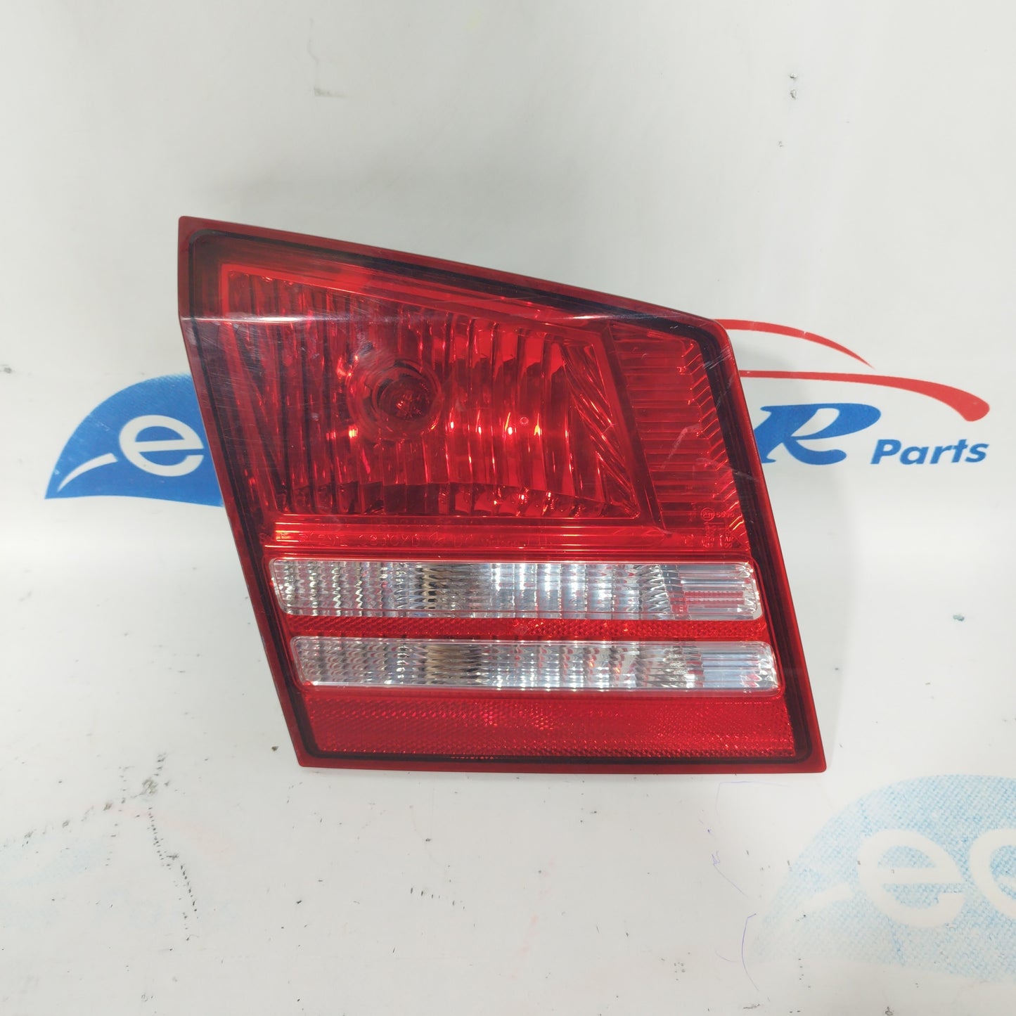 Left rear internal light Dodge Journey 2008 code: 04806369AB ecoAC4994
