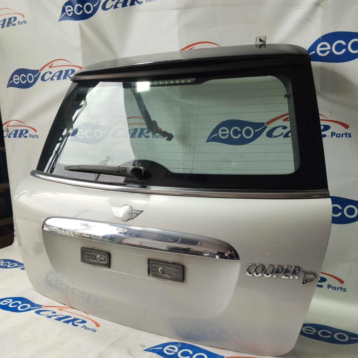 Mini Cooper R56 ecoAG2752 silver grey tailgate missing handle