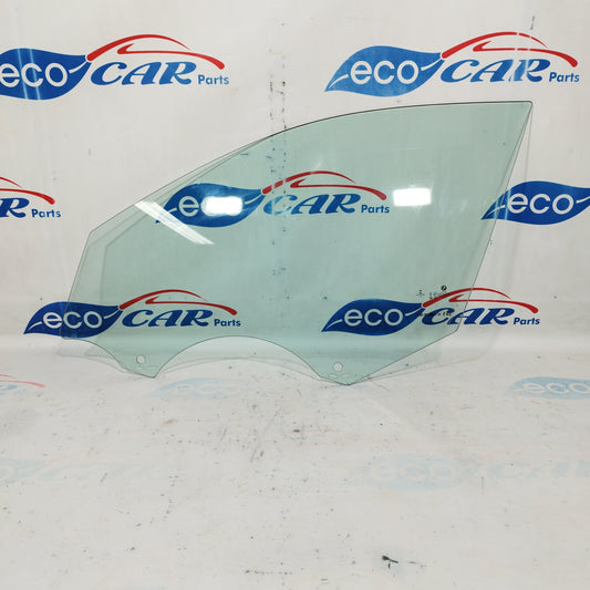 Left front sliding glass BMW series 1 F40 2021 ecoAC5059