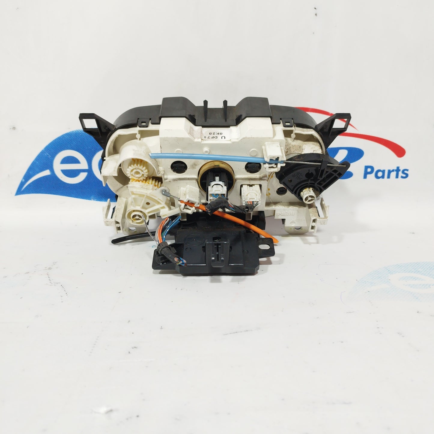 Mazda 2 2011, manuelle Klimaanlagen-Bedienfeld-Code: df718k28 ecoAC5067