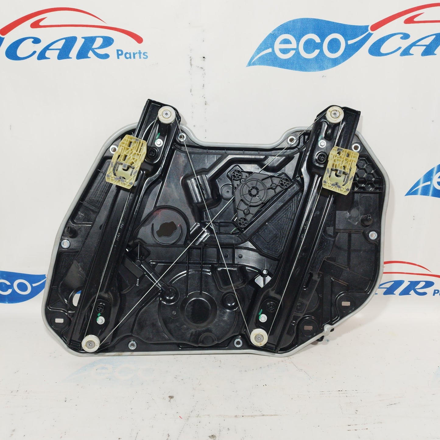 Gepäckträger vorne links BMW 1er F40 2021 Code: 5A02fb1-03 ecoAC5080