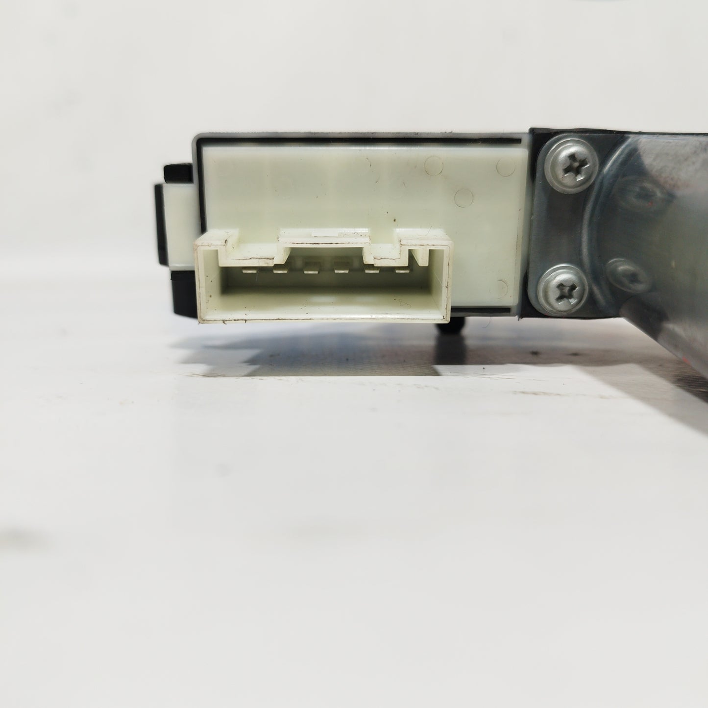 Motorino alzacristalli anteriore sx Bmw Serie 1 F40 2021 6 pin codice: 1903-1060024 ecoAC5081