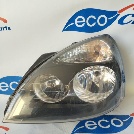 Renault Clio 2004 linker Frontscheinwerfer, schwarzer Hintergrund, ecoAG2772