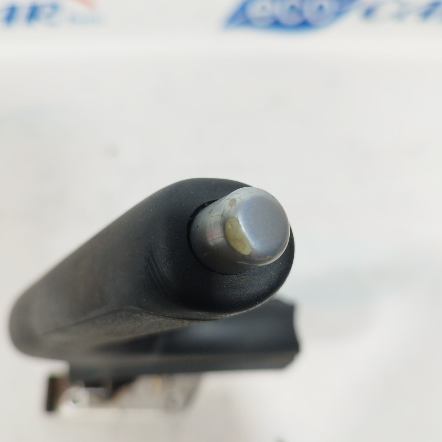 Hand/parking brake lever Mazda 2 2011 ecoAC5083