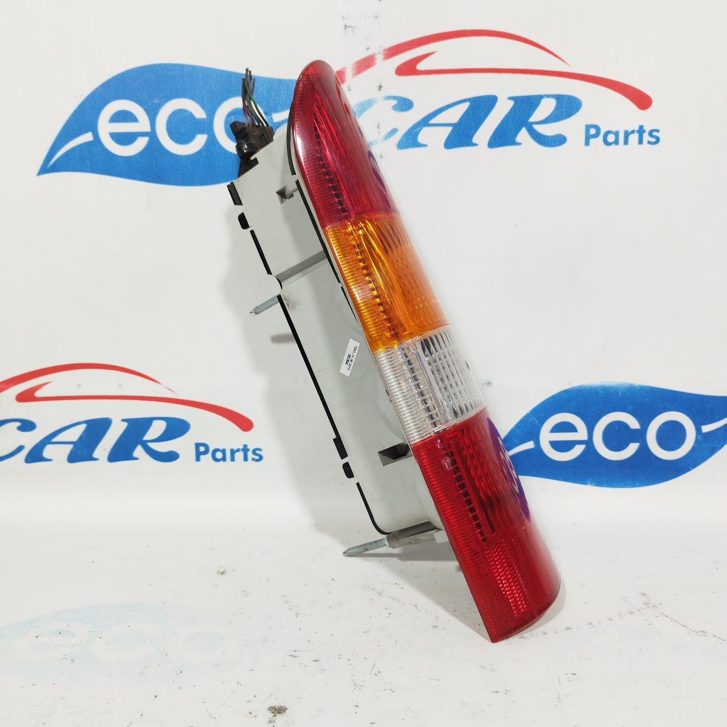 Ford Transit 2004 ecoAC5092 linke Rückleuchte