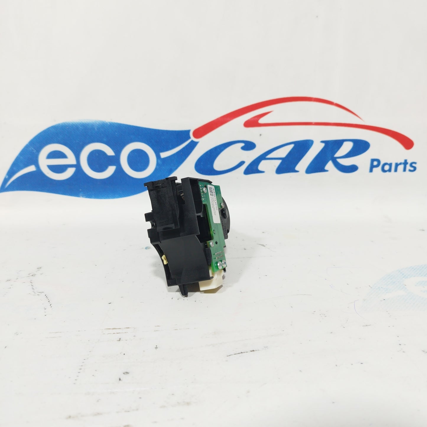 Mazda 2 2011 turn signal and headlight switch lever code: df7366122 ecoAC5095