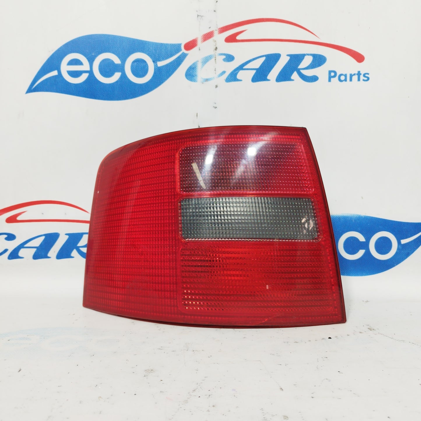 Linke Rückleuchte Audi A6 SW 2002 Code: 4b9945095D ecoAC5150