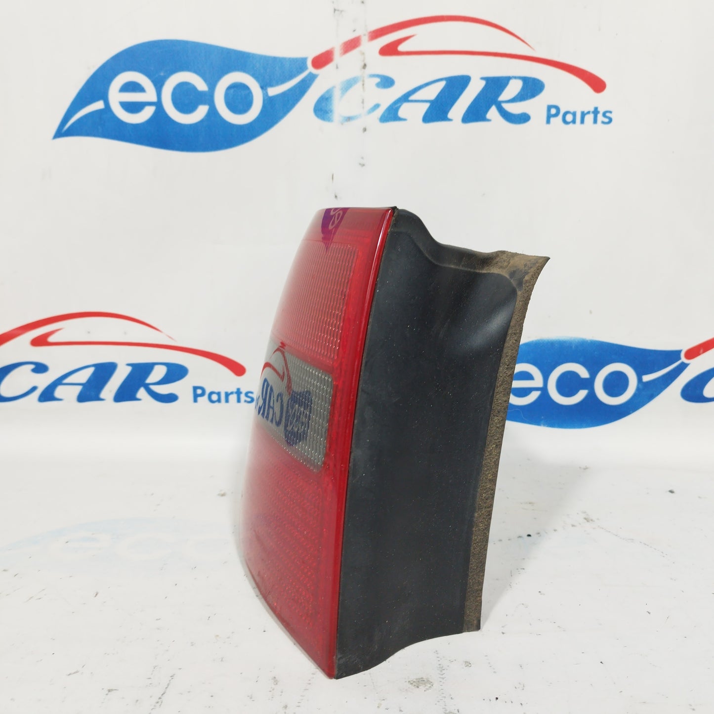 Linke Rückleuchte Audi A6 SW 2002 Code: 4b9945095D ecoAC5150