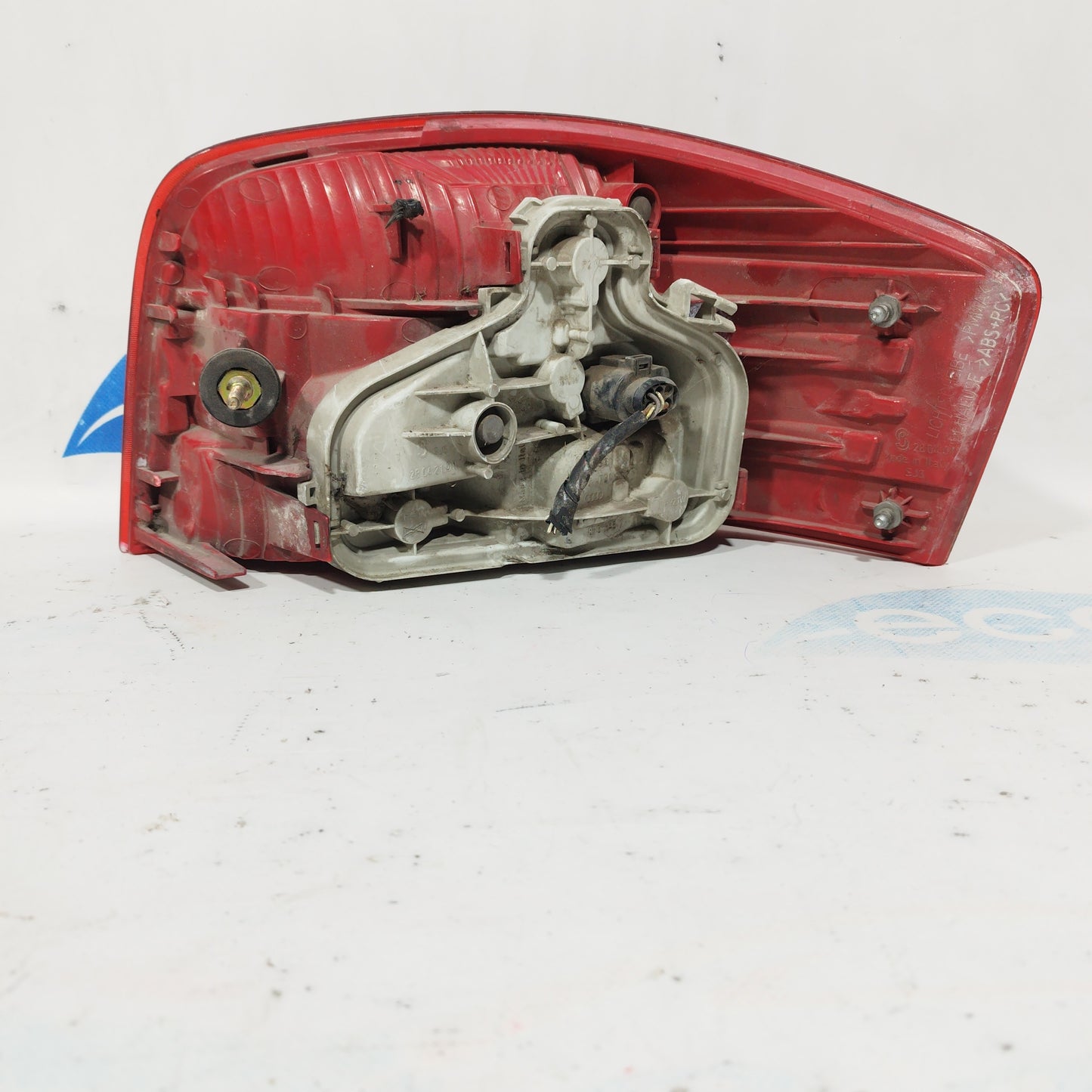 Linke Rückleuchte Audi A3 3-Türer 2006 Code: 8p0945095 ecoAC5166