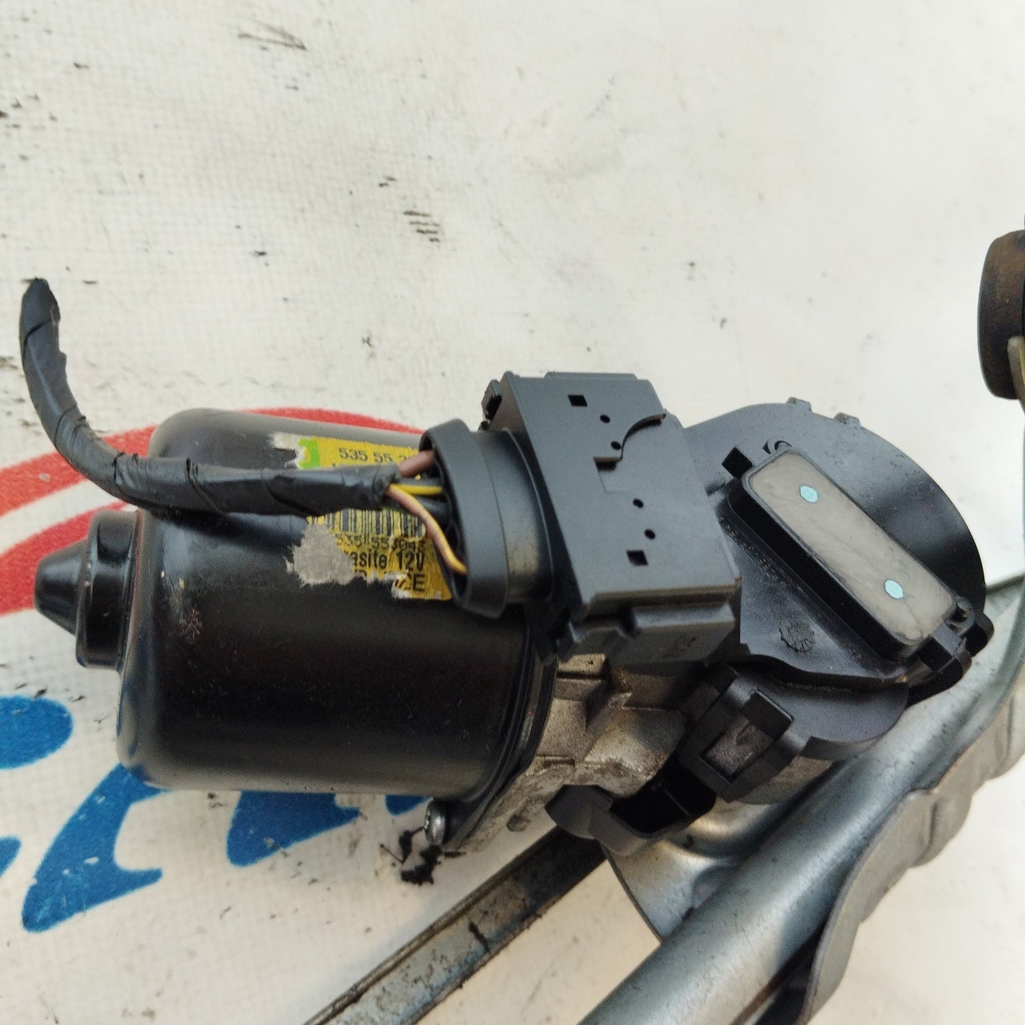 Front windshield wiper motor Mini Cooper R50 2002 code: 53555304 ecoAG2812