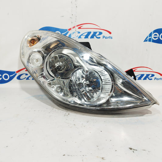 Fanale anteriore dx Renault Master 2015 codice: 260100049r ecoAC5173
