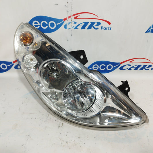 Fanale anteriore dx Renault Master 2015 codice: 260100049r ecoAC5173