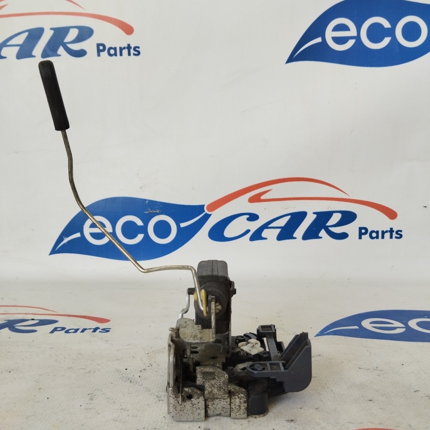 Front right lock Dacia Sandero 2010 ecoAG2837