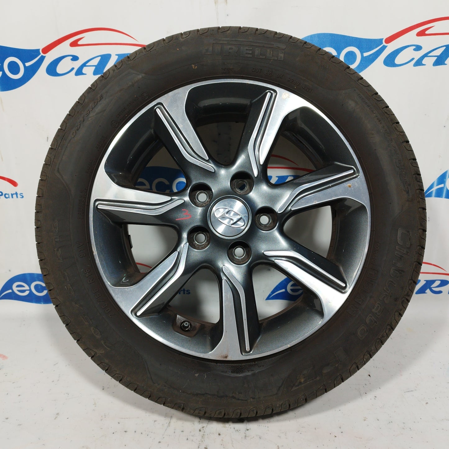 Cerchi in lega da 16 con gomme Pirelli 205/55r16 Hyundai Ix20 2012 codice: 52910-1k650 ecoAC5182