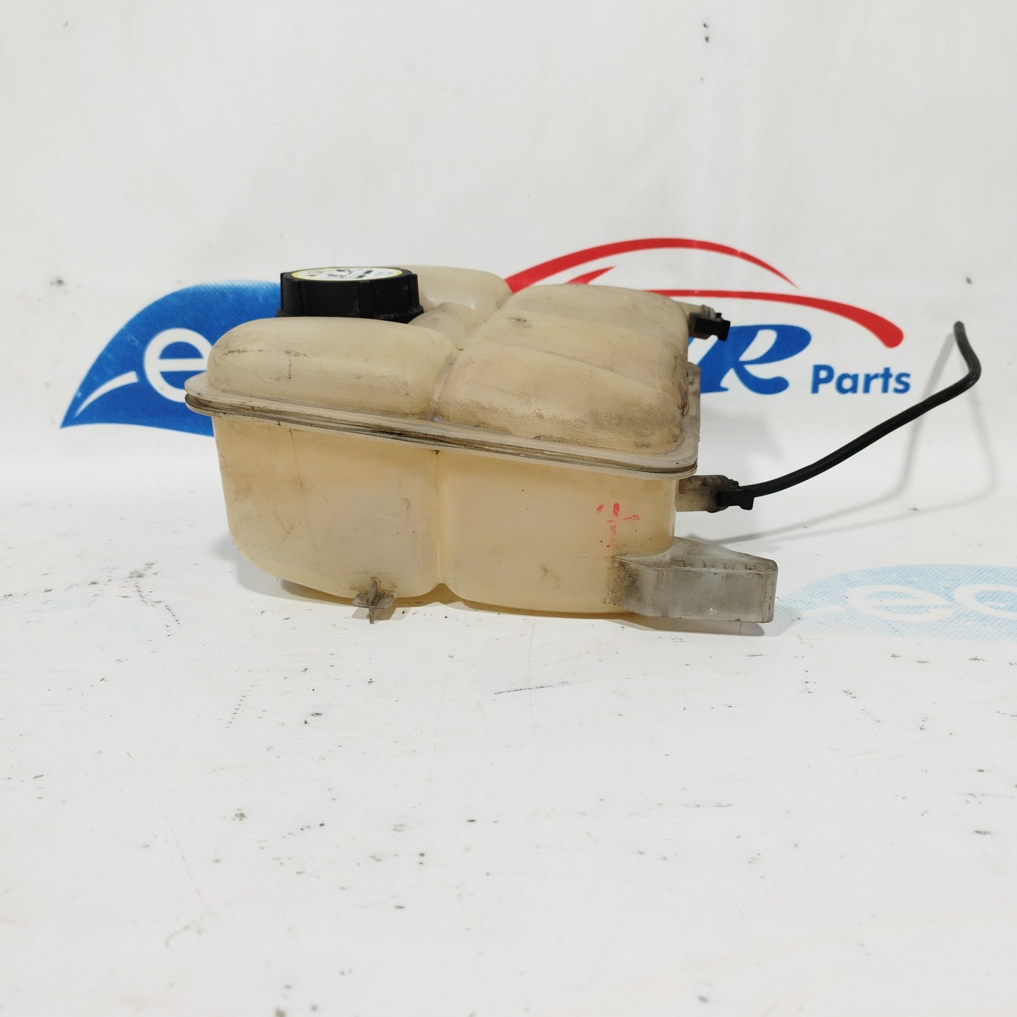 Expansion tank Ford C-Max 1.6 tdci 2011 code: 8v61-8k218a ecoAC5216