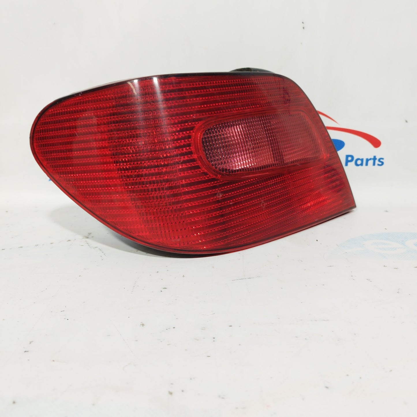 Linkes Rücklicht Citroen Xsara Limousine 1999 ecoAC5235