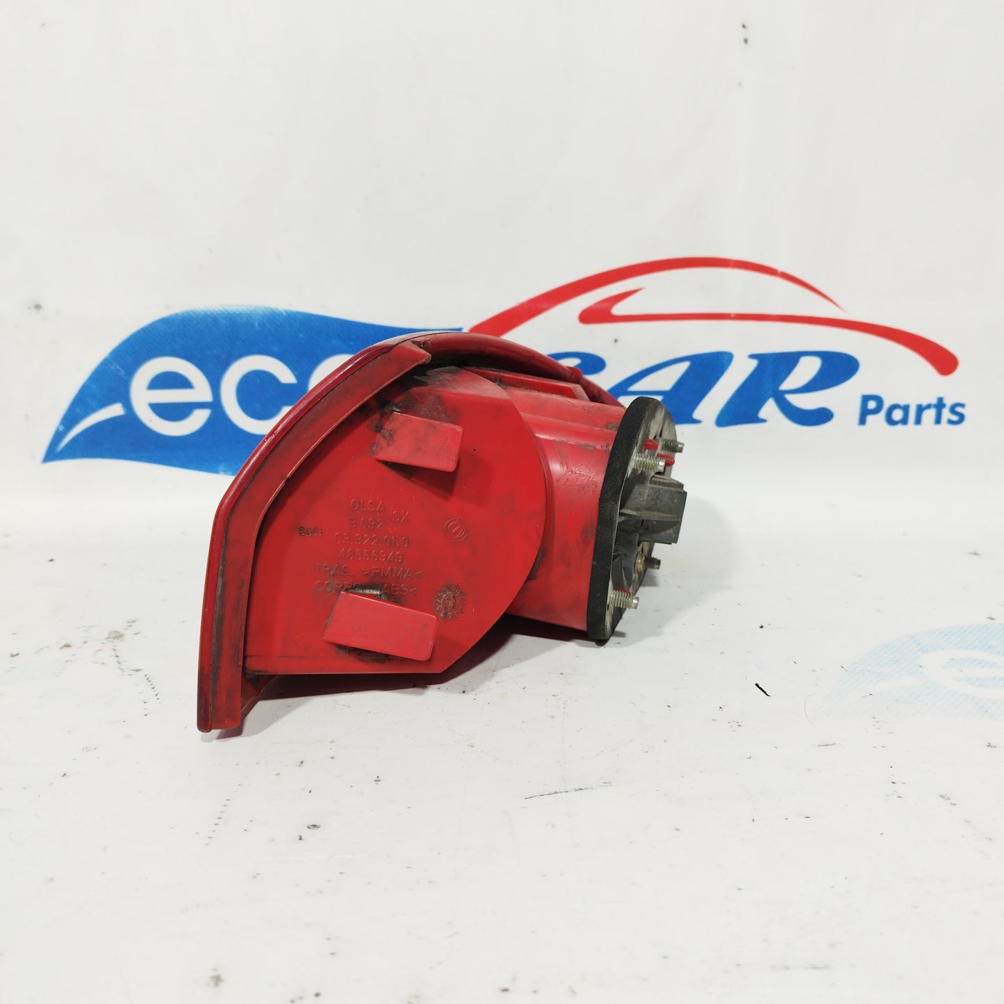 Alfa Romeo 147 2005 linke hintere Außenleuchte Code: 46556349 ecoAC5242