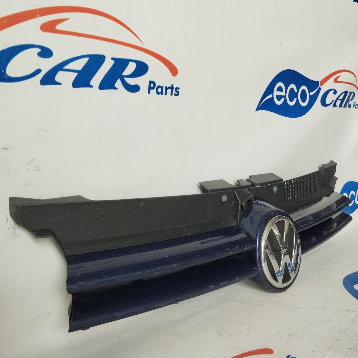 Mascherina anteriore blu Volkswagen Golf 4 ecoAG2877