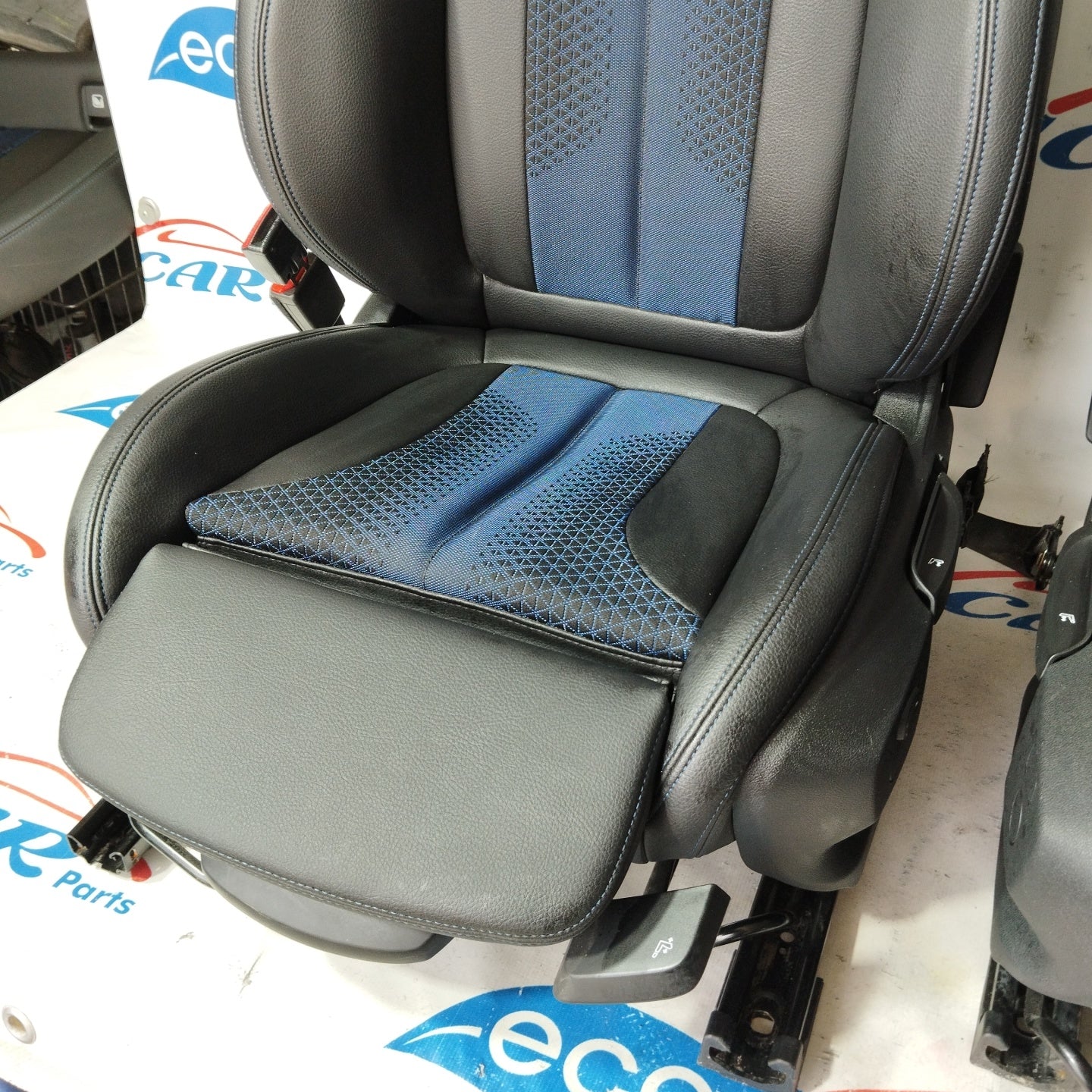 MSport upholstery BMW 1 Series F40 ecoAG2885