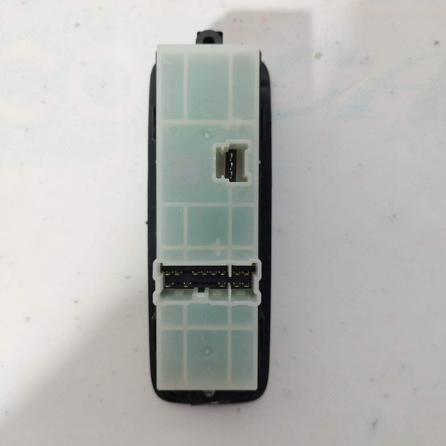 Pulsantiera anteriore sx 4 tasti Nissan Qashqai 2010  codice 25401jd00b ecoAC3281