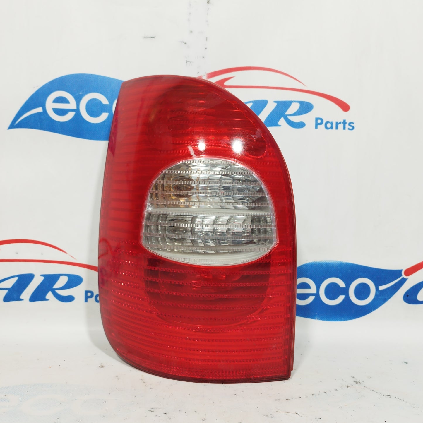 Linkes Rücklicht Citroen Xsara Picasso 2006 ecoAC5263