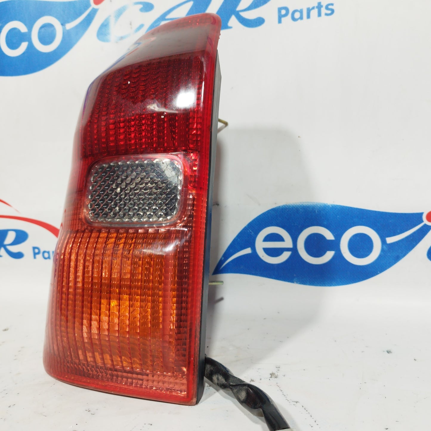 Toyota RAV 4 2003 ecoAC5269 Linke Rückleuchte