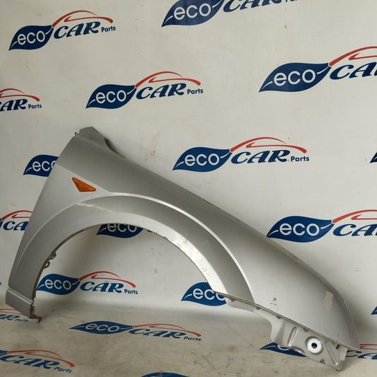 Silver gray right fender Ford Mondeo 2001 ecoAG2921