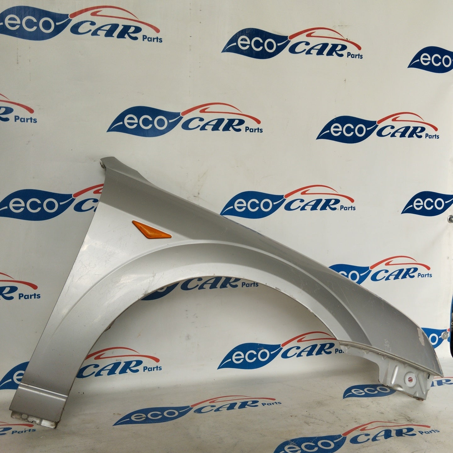 Ford Mondeo 2001 ecoAG2921 silbergrauer rechter Kotflügel