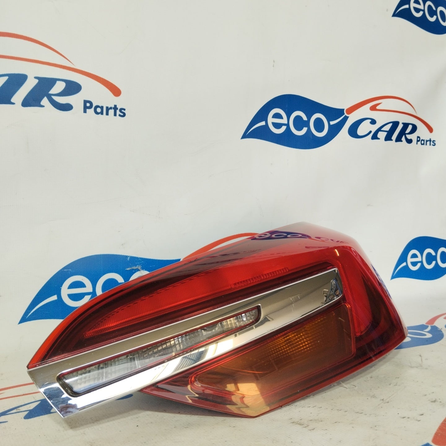 Opel Insignia 2014 rechtes Rücklicht, Code: 21070206 ecoAG2929