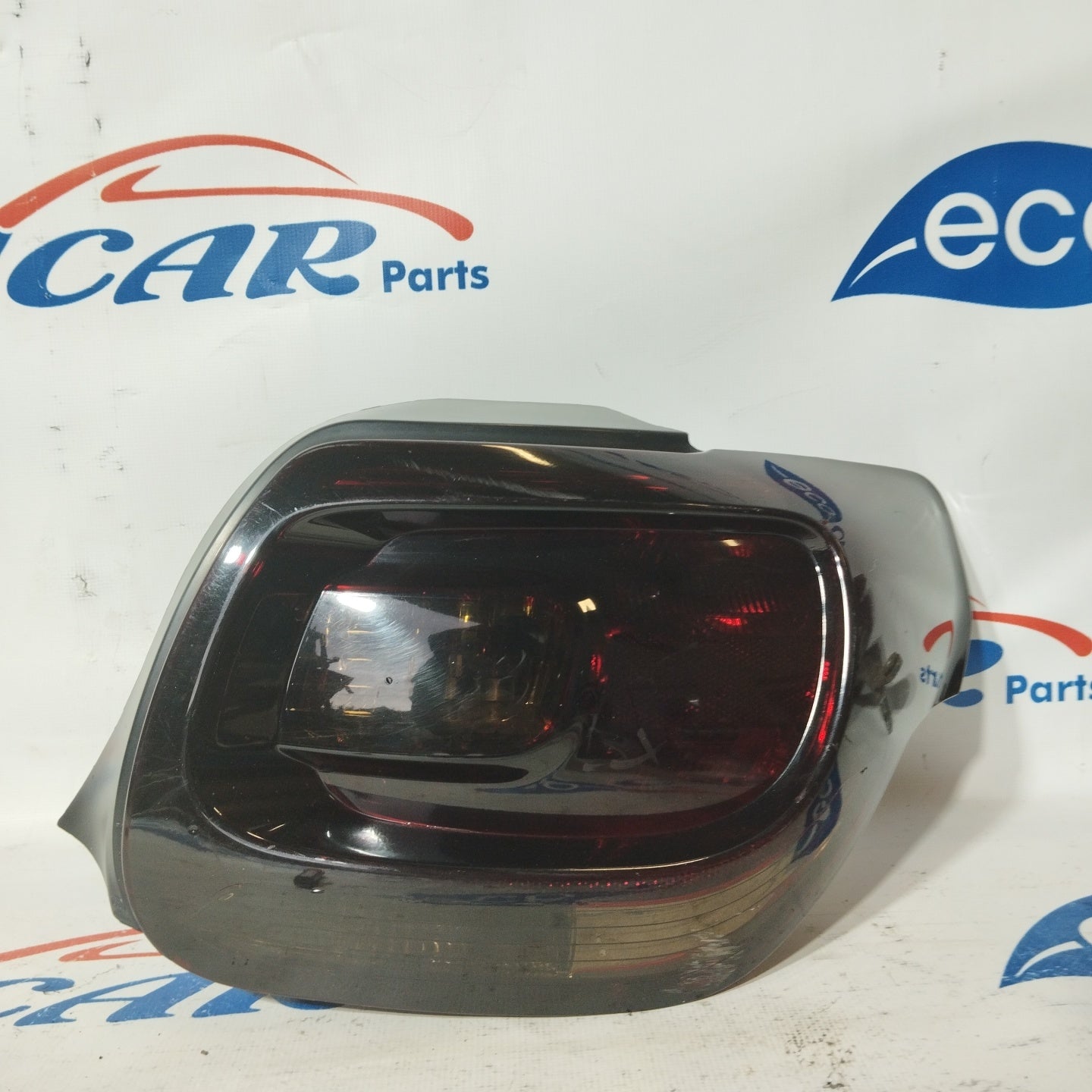 Citroen DS3 2012 rechtes Rücklicht abgedunkelt Modell ecoAG2941