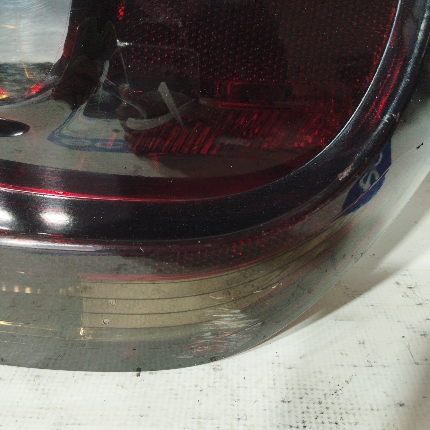 Citroen DS3 2012 rechtes Rücklicht abgedunkelt Modell ecoAG2941