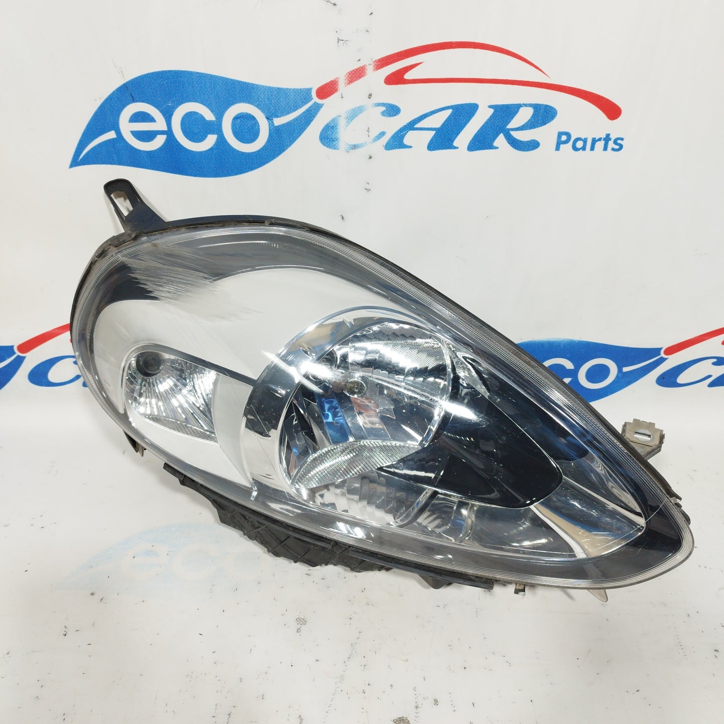 Fanale anteriore dx Fiat Punto evo 2013 spinotto viola e fondo scuro ecoAC5317