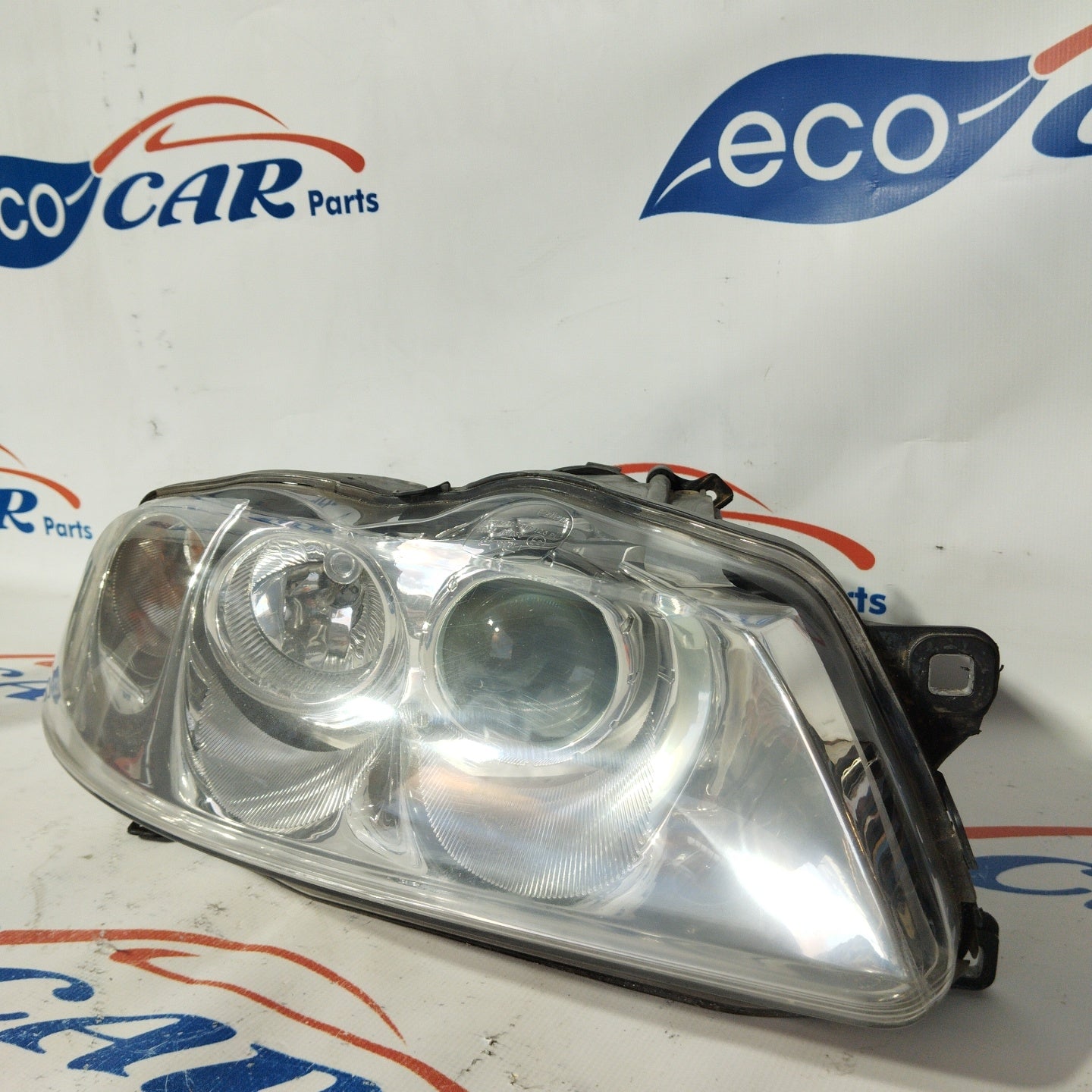 Fanale anteriore dx Alfa Romeo 166 2005  Xenon ecoAG2957
